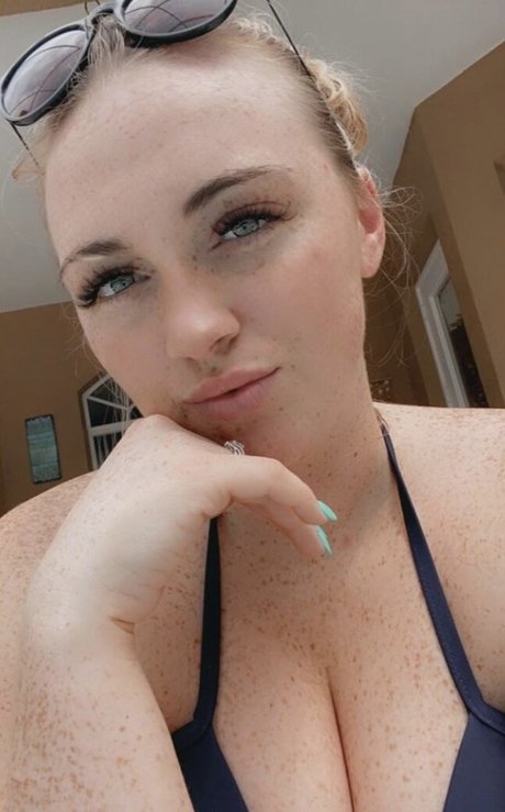 Raelyne Summeier perfect model pics