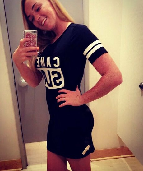 Raelyne Summeier pornstar erotic pics