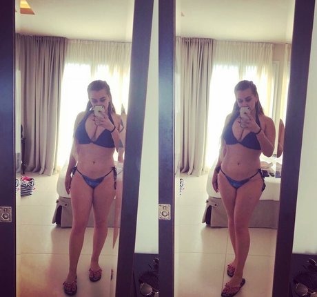 goth asian onlyfans beautiful photo