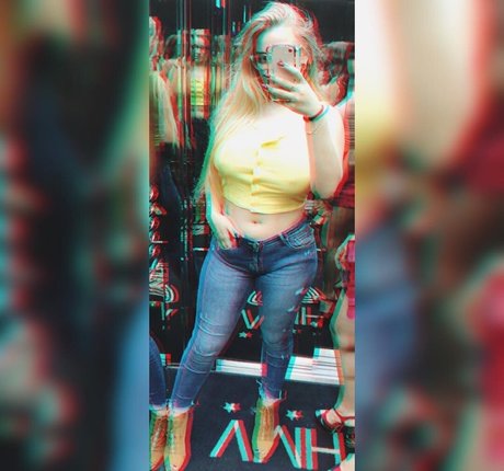 Anastasia Ticus naked model pictures