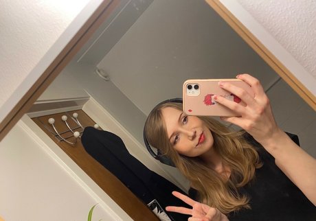 Apollolol sexy model galleries