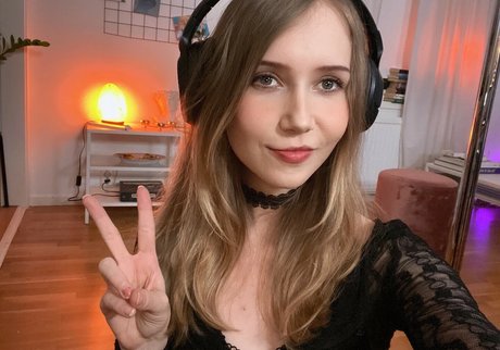 arab femboy onlyfans hot sexy photos