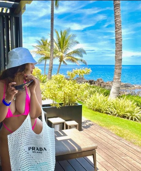 Nudza star exclusive picture