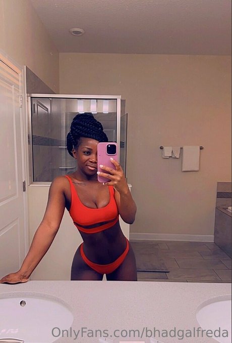 bhadgalfreda pornographic model image