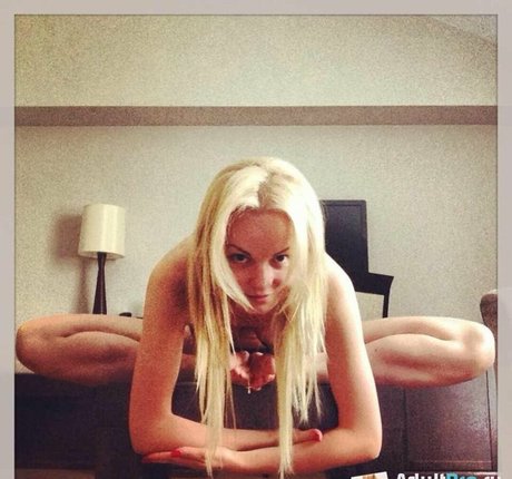 Alica Vox model porn gallery