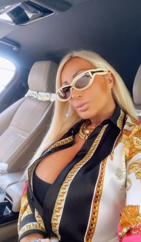 Mara Traversi pornstar top gallery