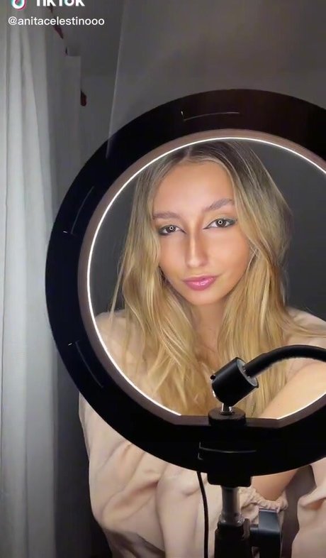 Anita Celestino nudes model image