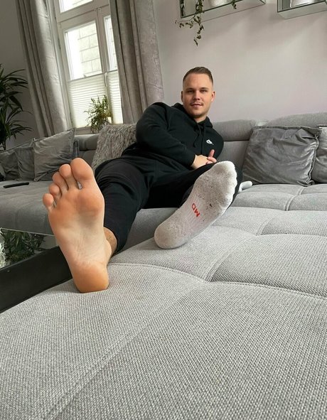 germanalpha pretty actress photos