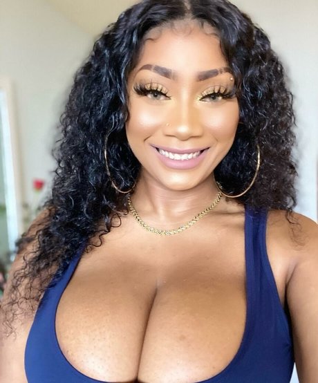 CoolieMonae star hot archive