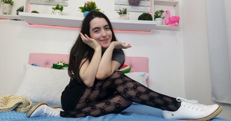 blonde yoga onlyfans beautiful naked galleries