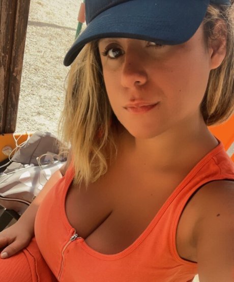 Lia Grimmie sexy actress pictures