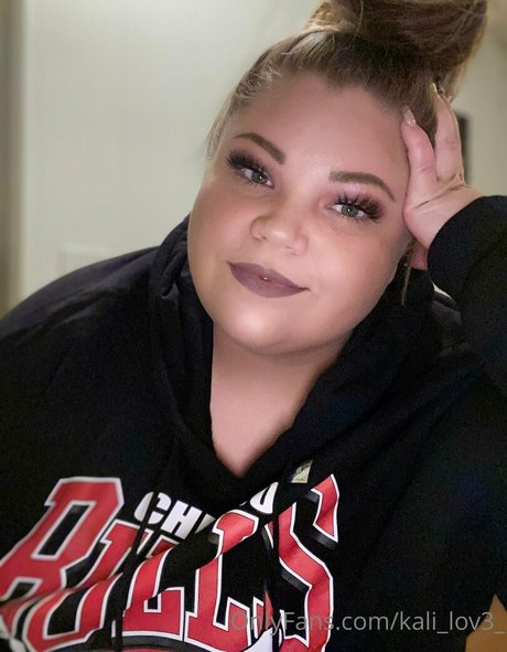 kali lov3_ Profile pic