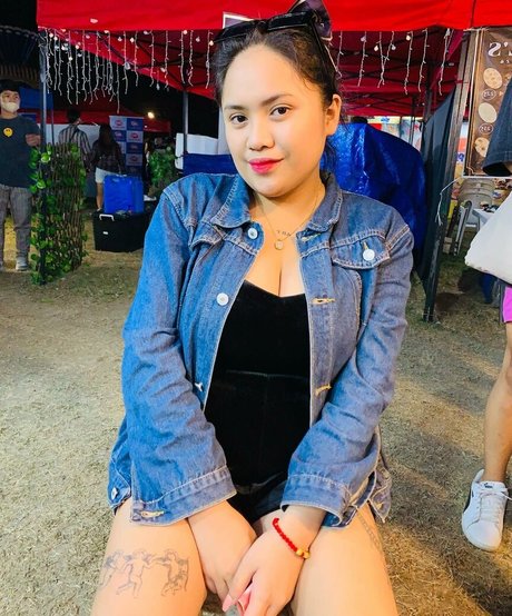 Joycen Artus xxx model images