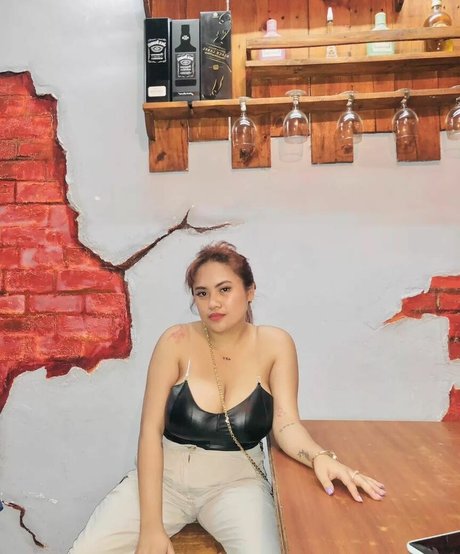 Joycen Artus naked star galleries