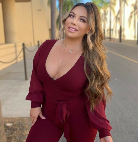 Janney Marin Rivera sexy model galleries