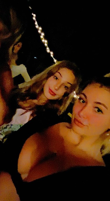 meakelena art pornstar pics