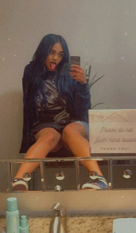 censorworthyyy high quality star pic