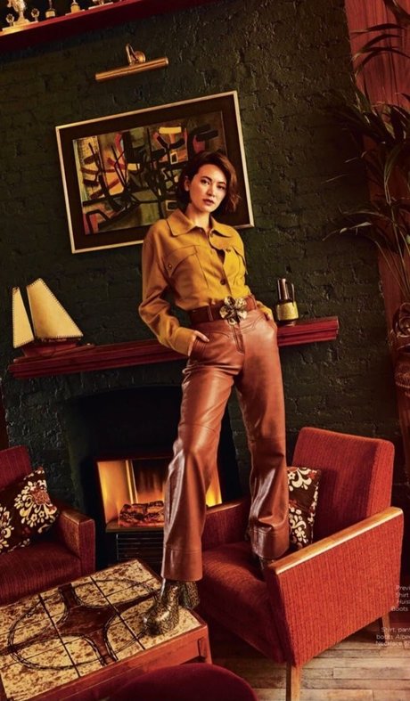 Jessica Yu Li Henwick beautiful pornstar img