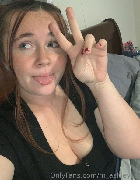 latina maid onlyfans hd image