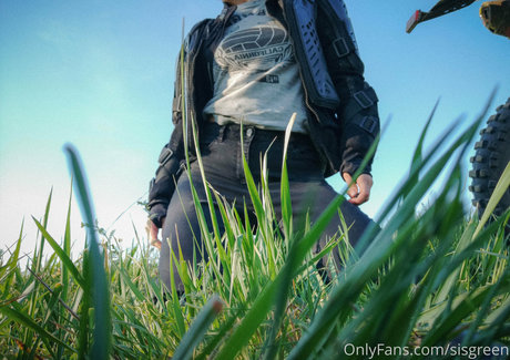 pregnant milf onlyfans top pictures