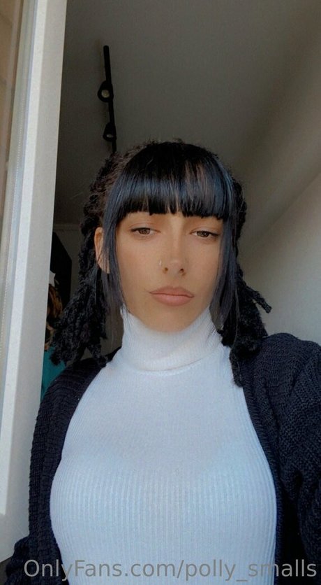 polly smalls model naked image