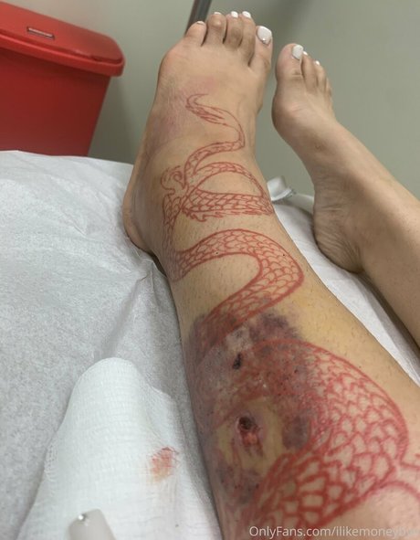 ilikemoneybye xxx model image