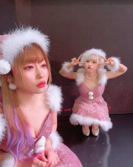 tiny onlyfans pretty pics