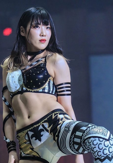 WomenJoshi free star photo