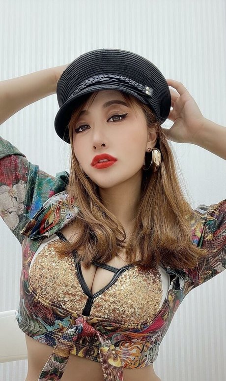 thigh high boots onlyfans art nude gallery