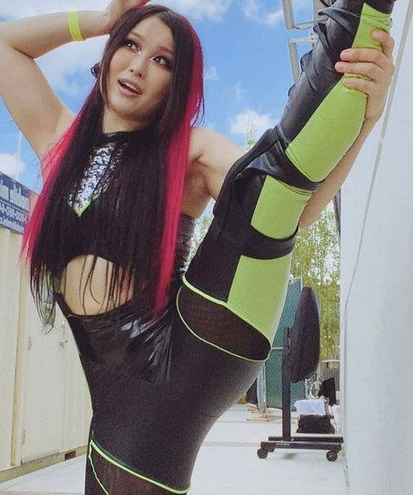 blonde cum onlyfans hot images