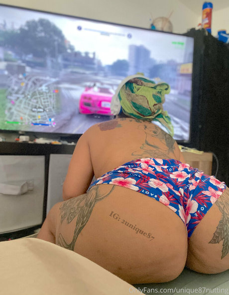 unique87nutting star nudes photo