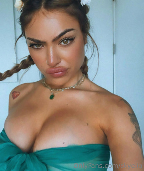 skyelia pornstar top pictures