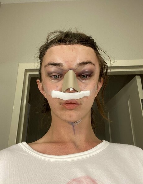 old lady onlyfans naked pic