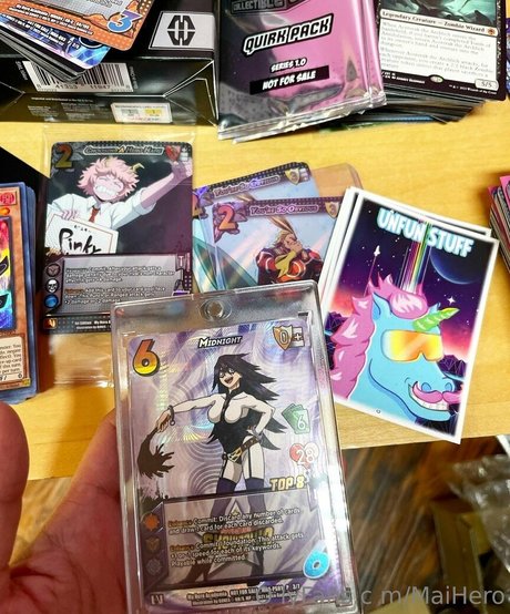 maihero model sexy photo