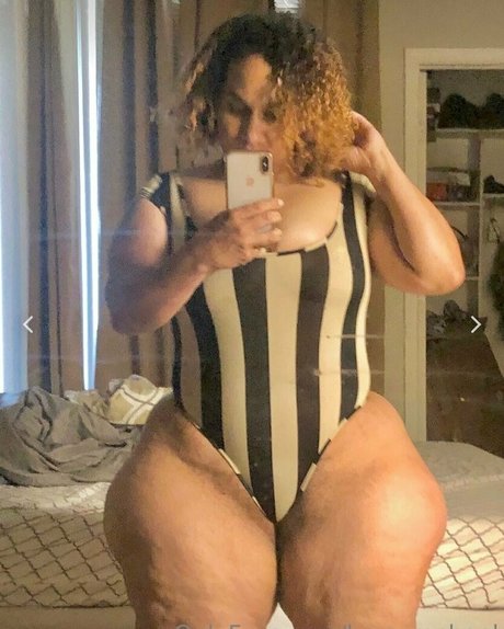 krazyrachael model art photos