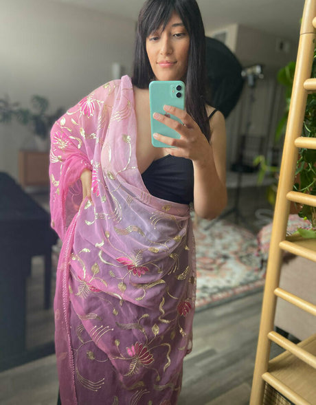 zarasutra erotic pornstar img