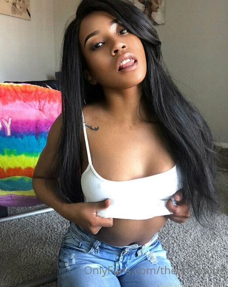 thedimeplug erotic model archive