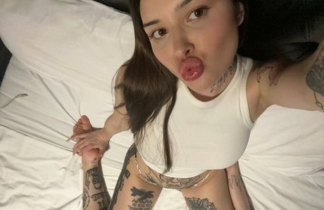 marytish model beautiful img