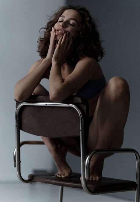 Its kalish free model galleries