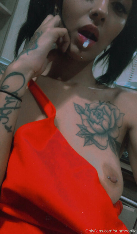 sunmoonlia Profile pic
