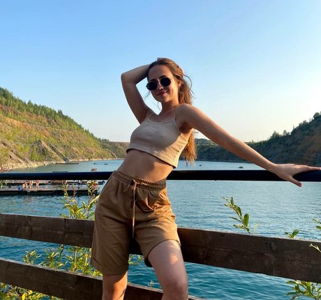 alena shuvaeva sexy actress img