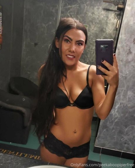 peekaboopiperfree art pornstar pic