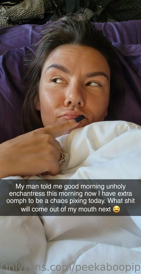 peekaboopiperfree sexy pornstar picture