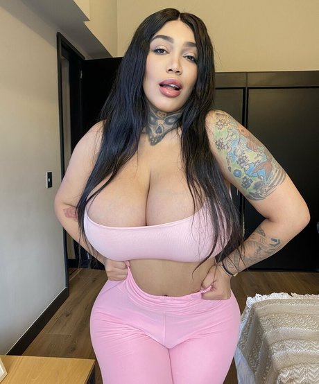 swinger milf onlyfans free image