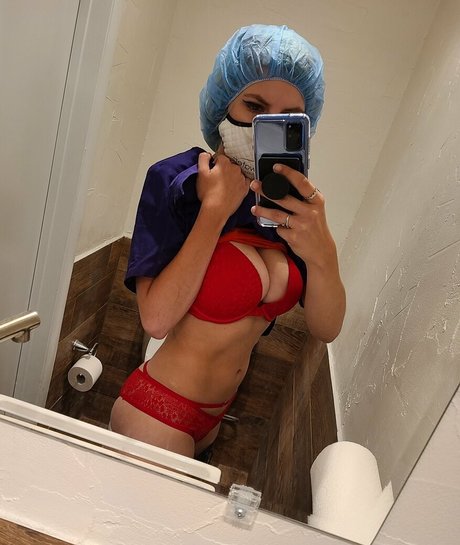 lacywindsor star adult gallery