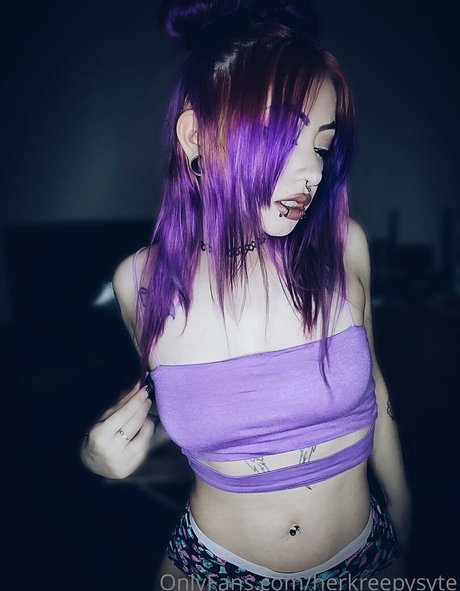 herkreepysyte model pic