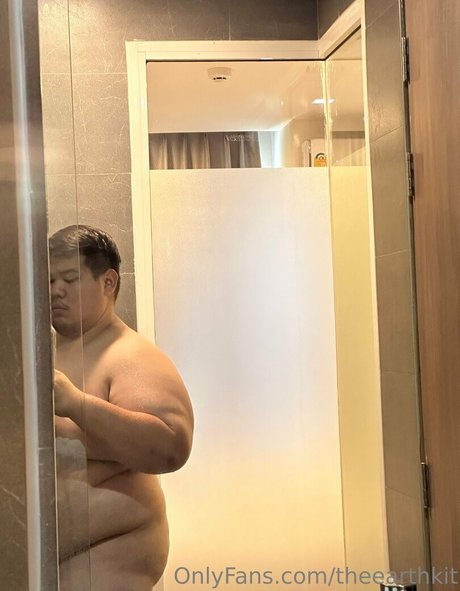 theearthkit high quality actress photos