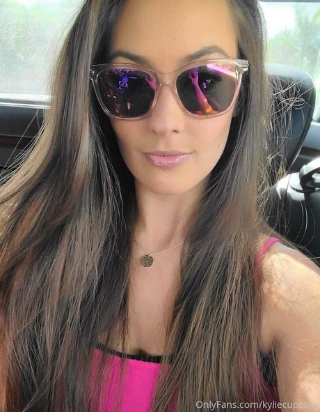 kyliecupcake model nude archive