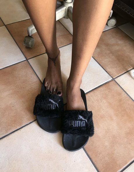 paivaqueenfeet pornstar erotic photo