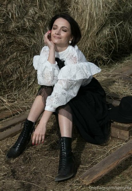 berryrita pornstar exclusive pictures